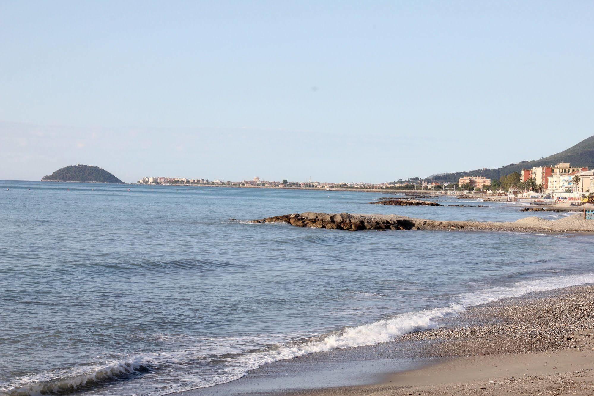 Caravelle Camping Village Ceriale Εξωτερικό φωτογραφία